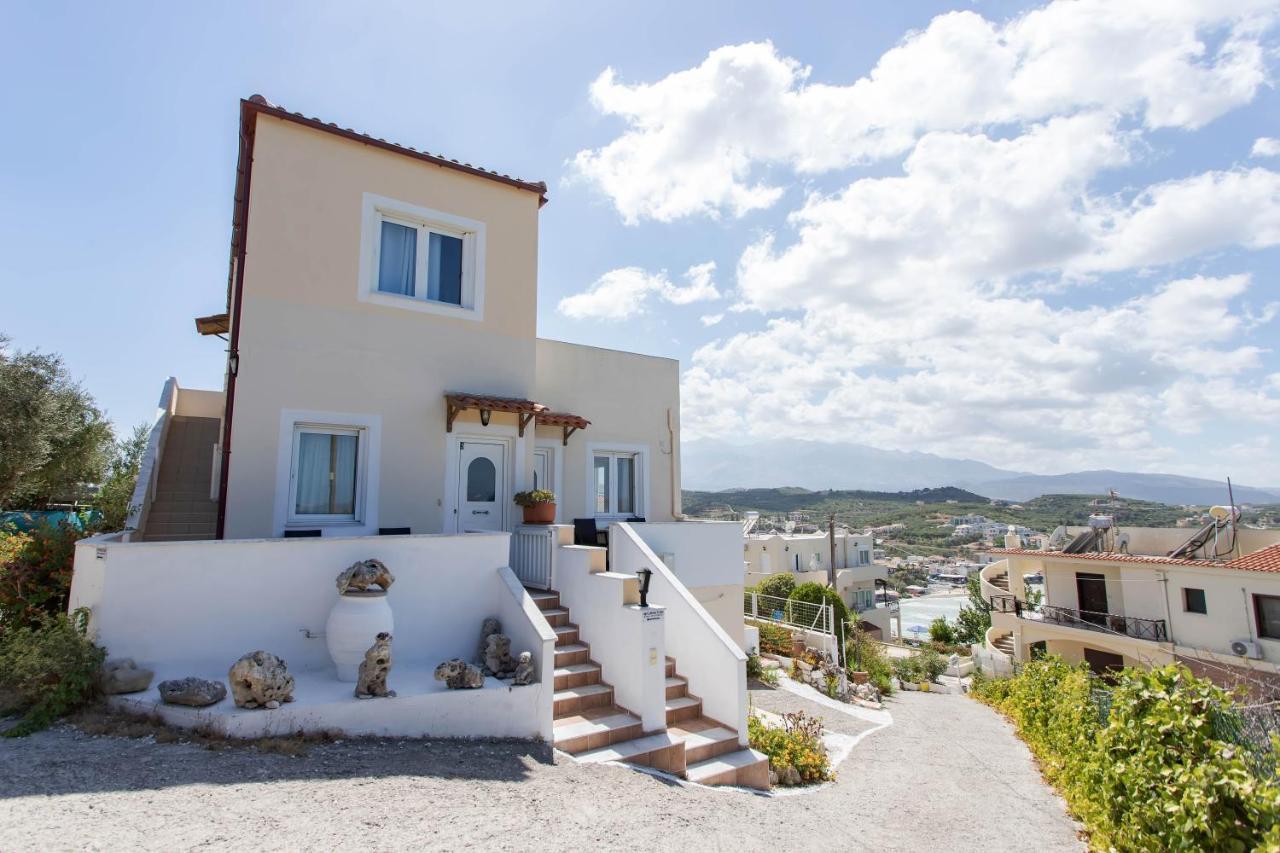 Manos Apartments Almirida Esterno foto