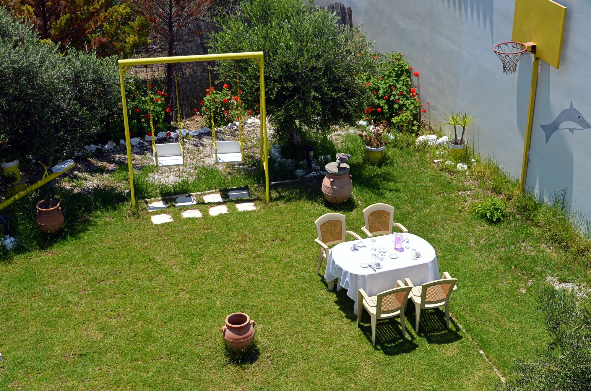 Manos Apartments Almirida Esterno foto